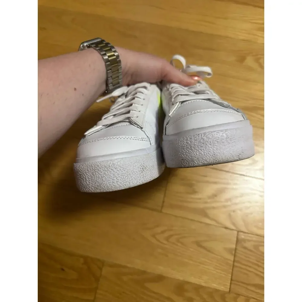 Nike blazer low